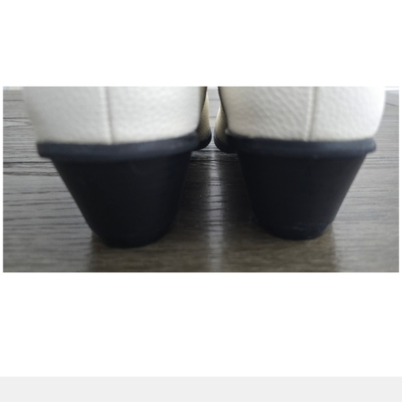 Boston Design Studio Off White Leather Ankle  Booties for Women Size 10 - Picture 12 of 16